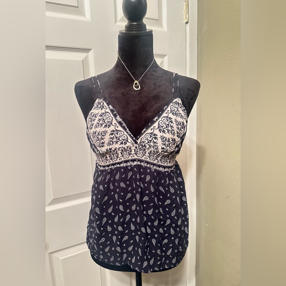 Black and White Patterned top